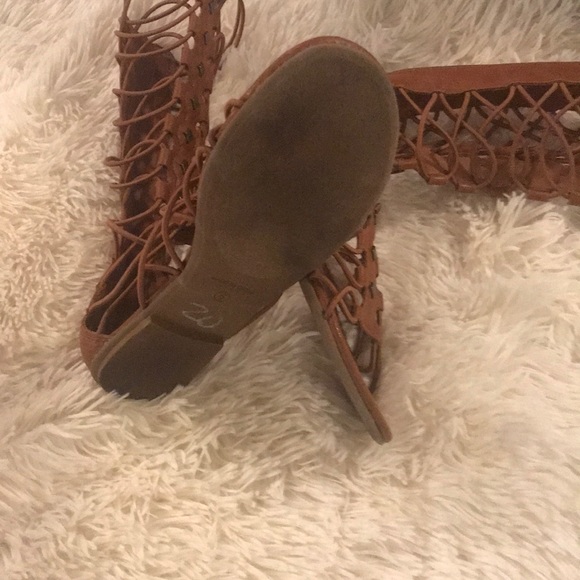 Gladiator sandals - Picture 3 of 4